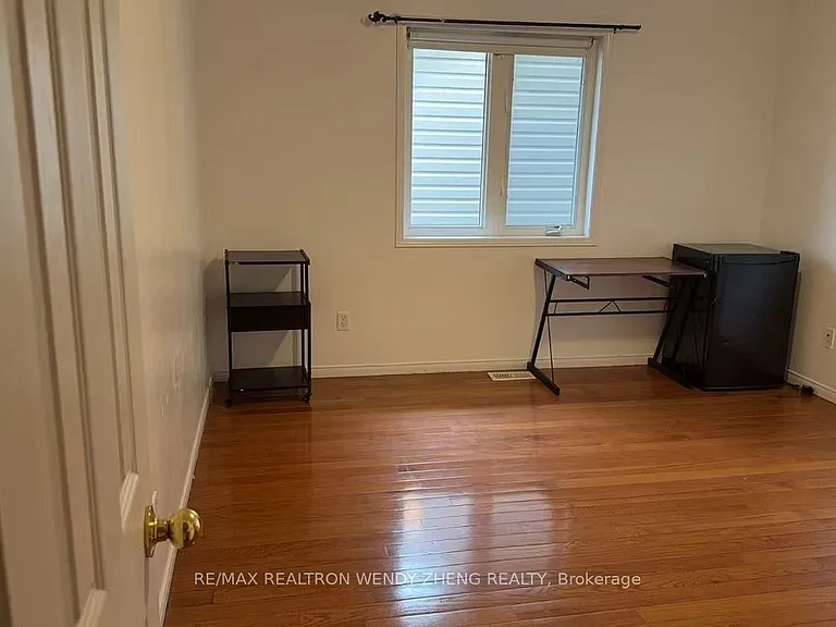 306 Cook Rd #3 — Photo 2