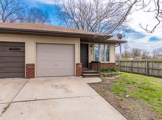 922 N Florence Ave, Springfield, MO 65802