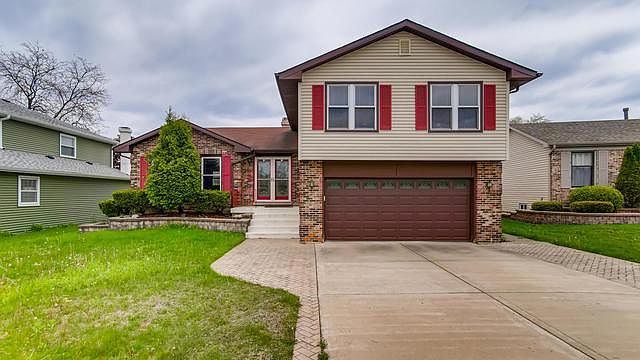 1st image of 920 Long Meadow Dr
