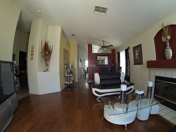 3rd image of 6370 Cranberry Ln