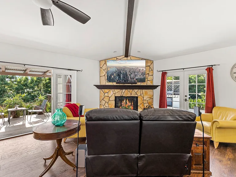 1305 Scenic Dr — Photo 28