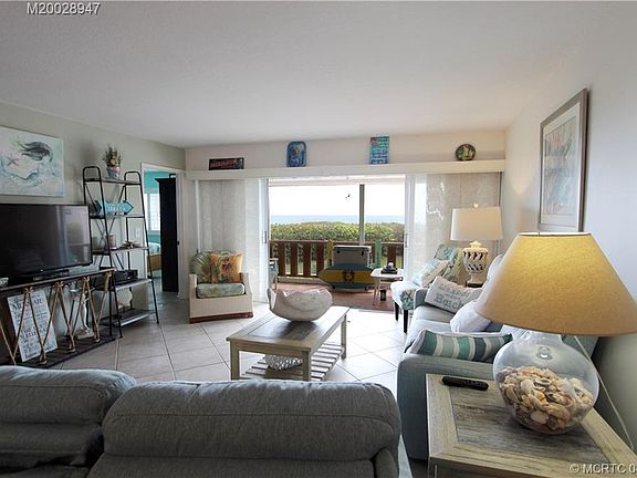 4th image of 1545 NE Ocean Blvd #S103