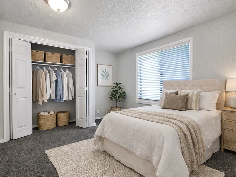 2436 Hillcrest Way — Photo 22
