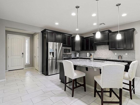 3rd image of 8967 W Diana Ave