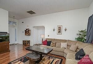 5th image of 3108 Morning Mist Ln