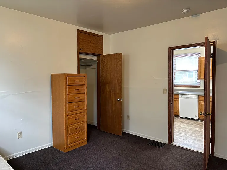 524 S Forest Ave — Photo 13