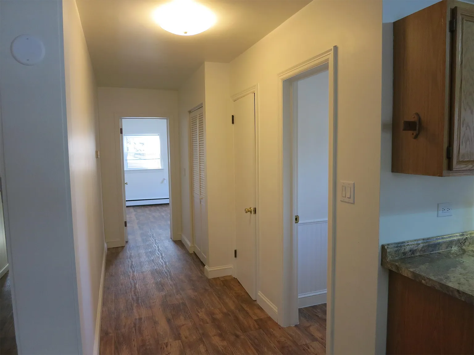 Stribling Ave - B — Photo 4