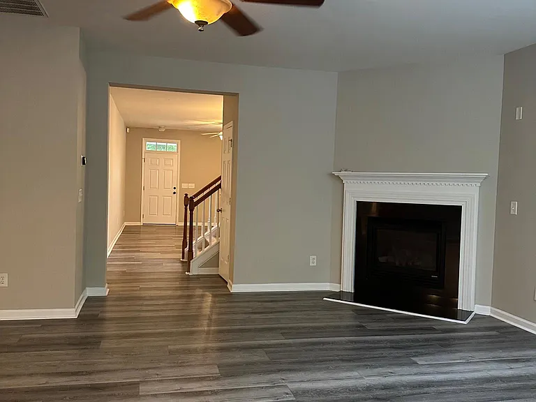219 Northlands Dr — Photo 6