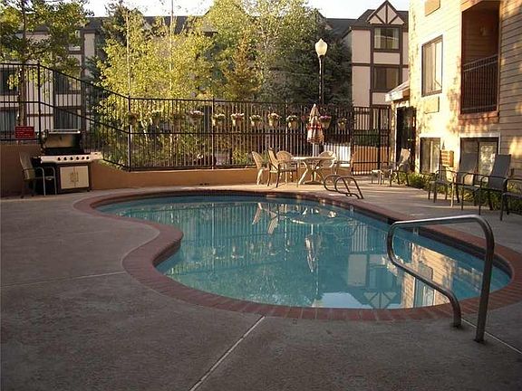 4th image of 1940 Prospector Ave Fl 1ST