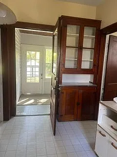8 Summit St #FIRST FLOO — Photo 8