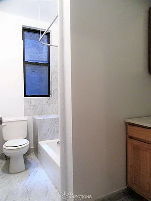 Rented by City Connections Realty | media 16