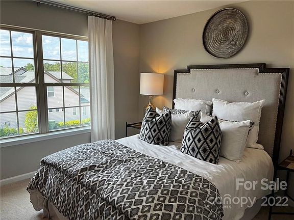 4th image of 15502 Aviary Orchard Way #Penthouse G-001