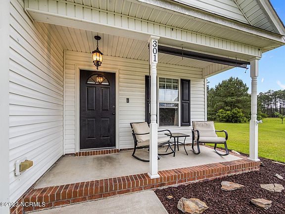 4th image of 301 Brittney Ct