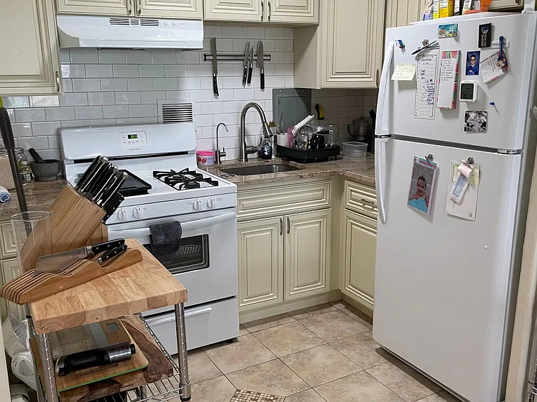 6803 Kennedy Blvd E #35 — Photo 11