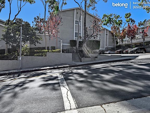 4th image of 4646 Don Lorenzo Dr APT E