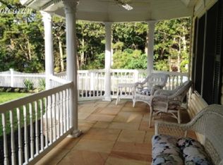 39 Bellows Terrace Rd, Hampton Bays, NY 11946