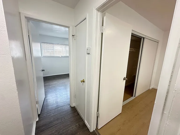 3408 68th Ave — Photo 4