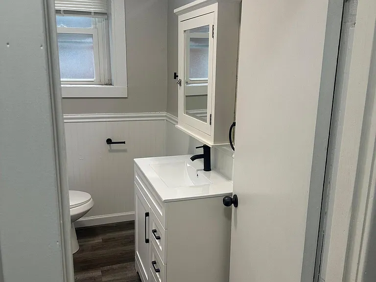 7254 Lindell Blvd — Photo 20