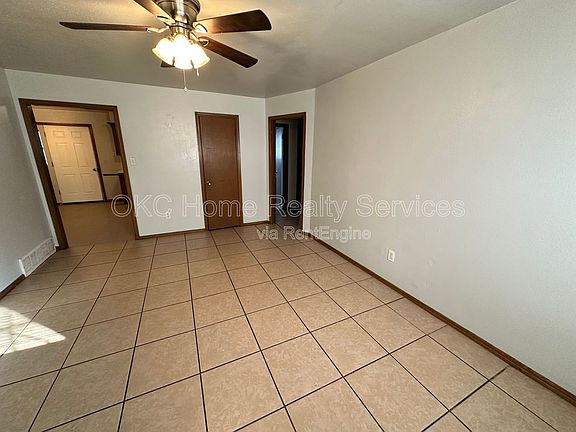 2nd image of 2248 Laneway Cir