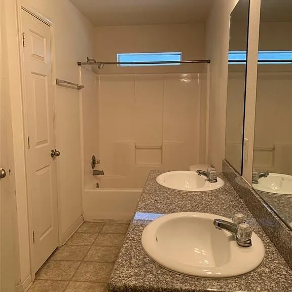 317 Cherry St — Photo 12
