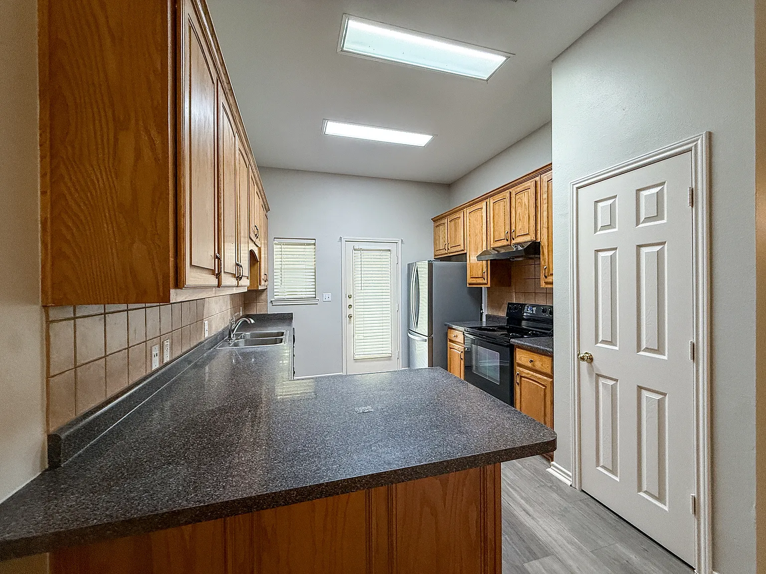 3020 Pine Valley Drive - 1 — Photo 4