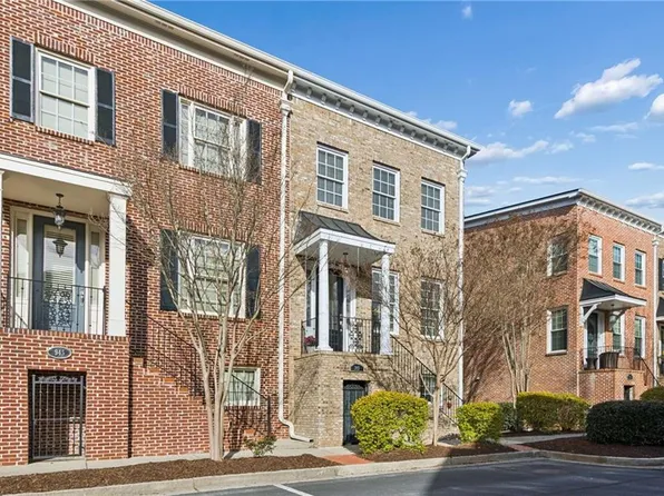 941 Persimmon Point, Sandy Springs, GA 30328