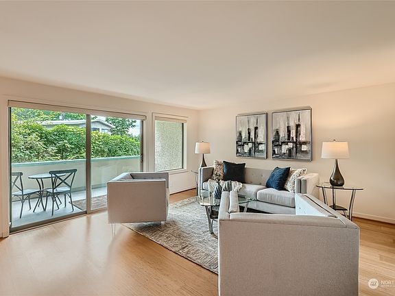 4th image of 9951 NE Lake Washington Boulevard #37