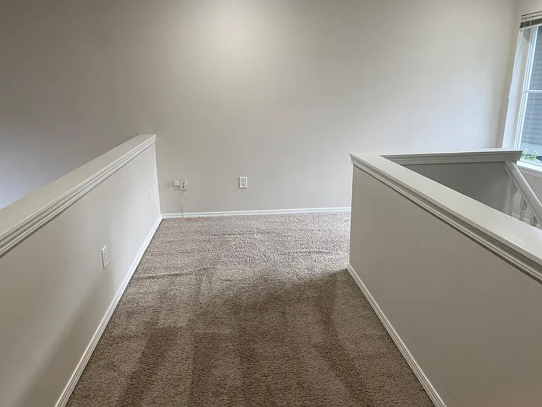 Loft/Lobby