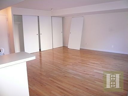 2nd image of 304 Mulberry St APT 3E