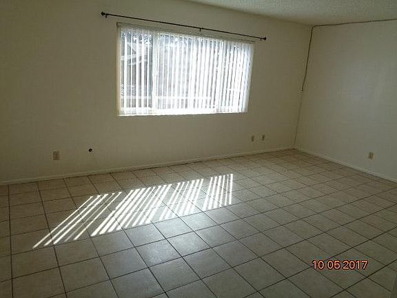 4th image of 16035 Dorsey Ave APT D