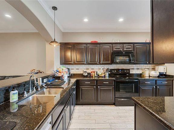 4th image of 3317 Wakewell Ct