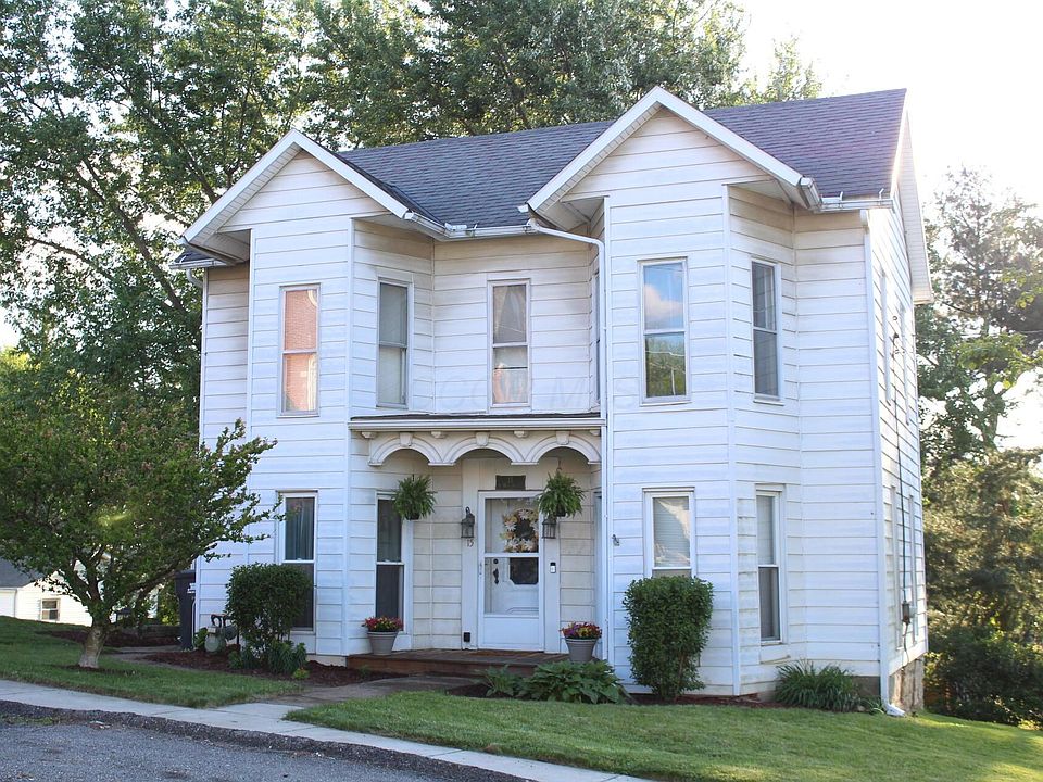 1st image of 15 Southwest St