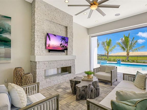 3rd image of 10461 Trevi Isle Way