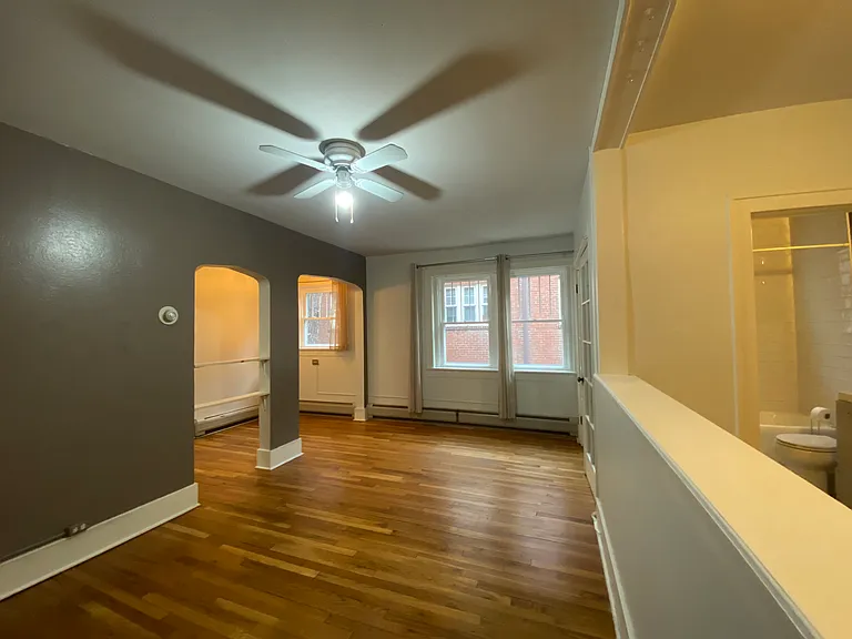 1275 N Clarkson St — Photo 5