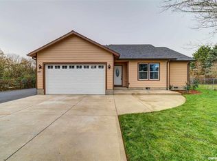 901 Norman Ave NE, Salem, OR 97301