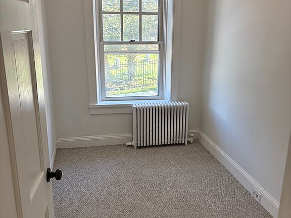 4th image of 22 E Green St #2