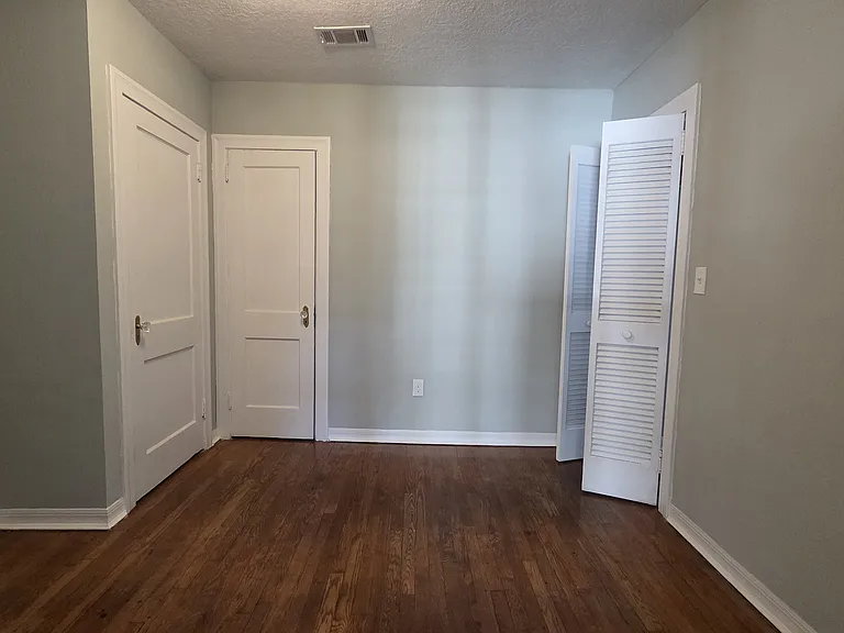 1243 Monterey St — Photo 4