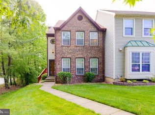 8560 Bauer Dr, Springfield, VA 22152