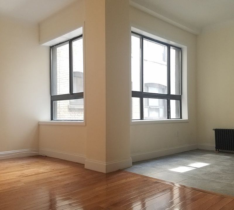 1st image of 300 W 49th St APT 507