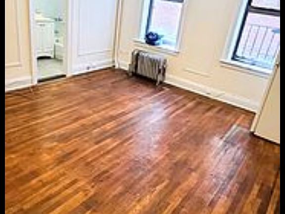 3rd image of 142 E 33rd St APT 2C