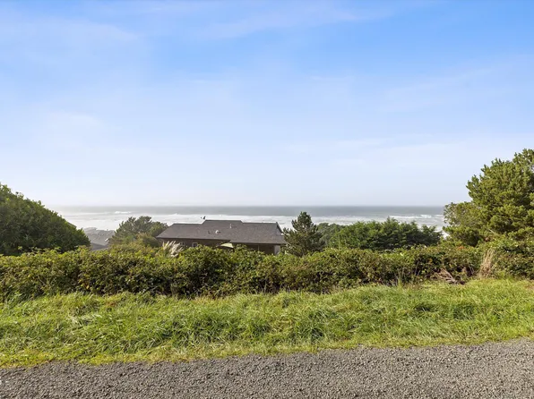 6900 NE Neptune Dr #Tl200, Lincoln City, OR 97367