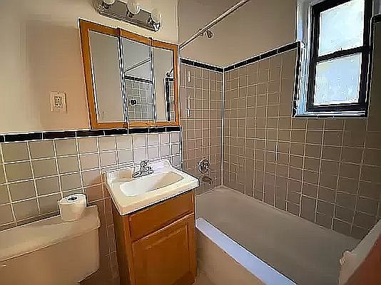 4th image of 142-20 84th Dr #66