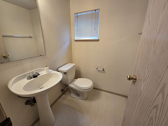 4th image of 6317-3 Barstow Ln SE