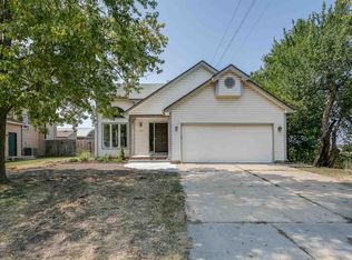1201 S Fox Run, Wichita, KS 67207