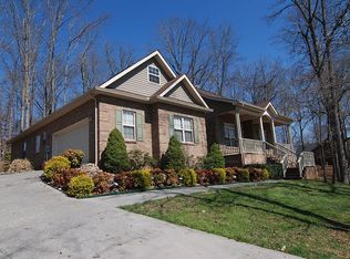 1613 Ellis Woods Loop, Sevierville, TN 37876