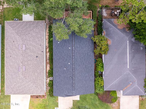 3rd image of 11934 NW 71ST Terrace