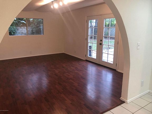 5th image of 1379 Glen Ave