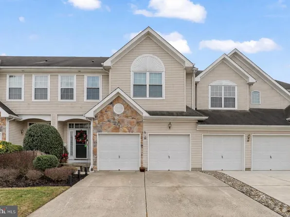 30 Spyglass Ct, Westampton, NJ 08060