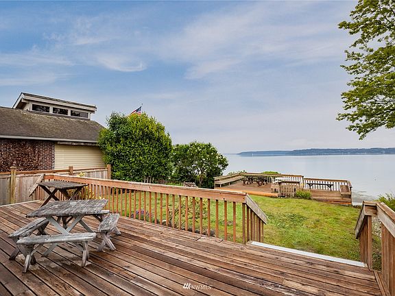 The view from both decks, from the house>