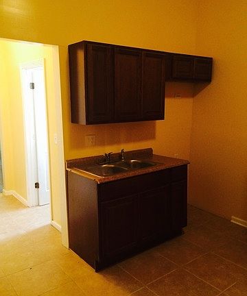 5th image of 1926 S Christiana Ave #1